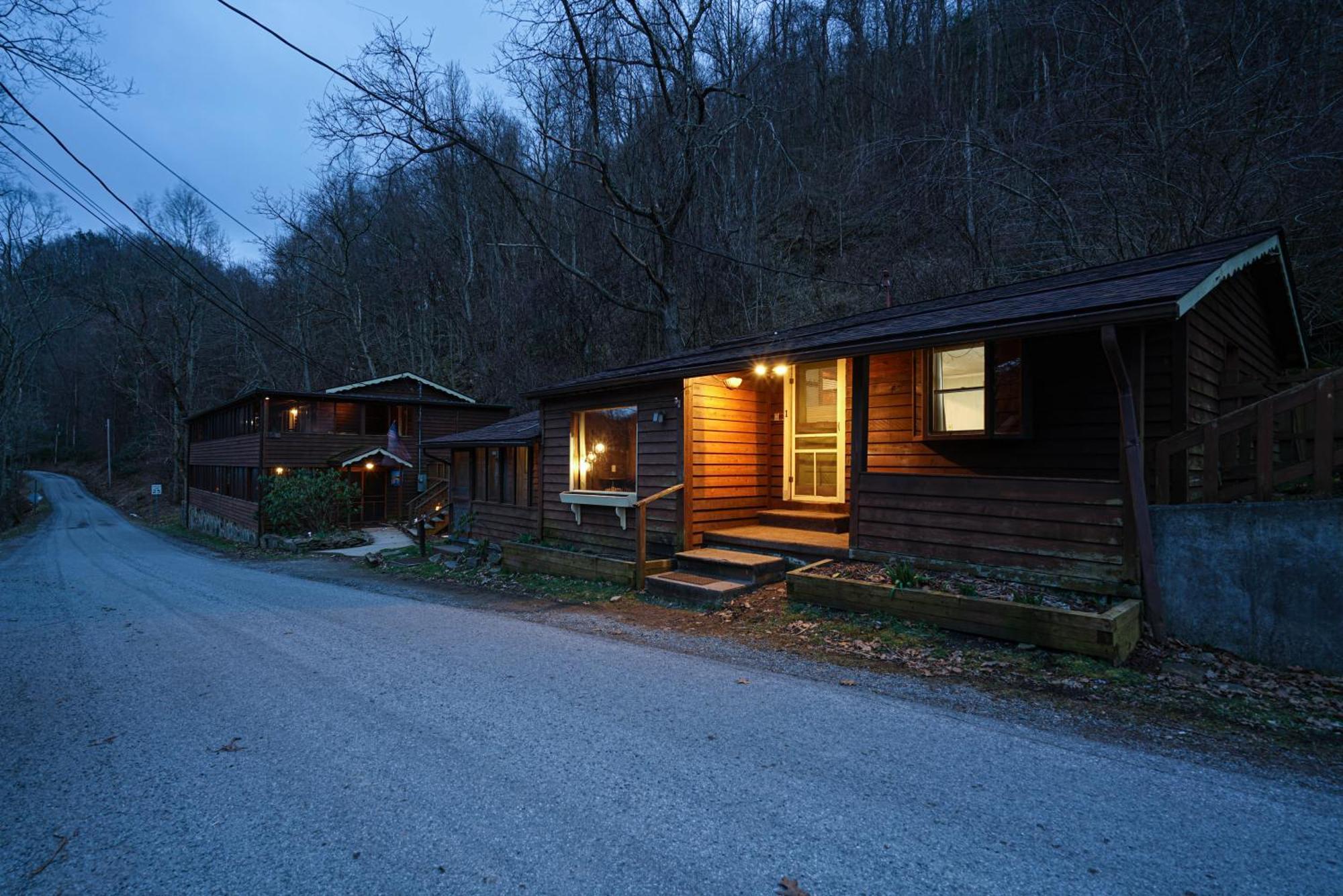 River Front Resort Elkins Exterior foto